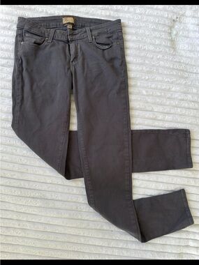 PAIGE Peg Skinny Jeans in Gray
